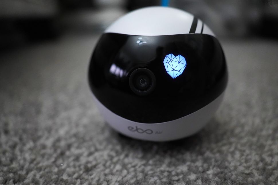 Digital Camera World: Enabot EBO Air is An adorable robot pet camera